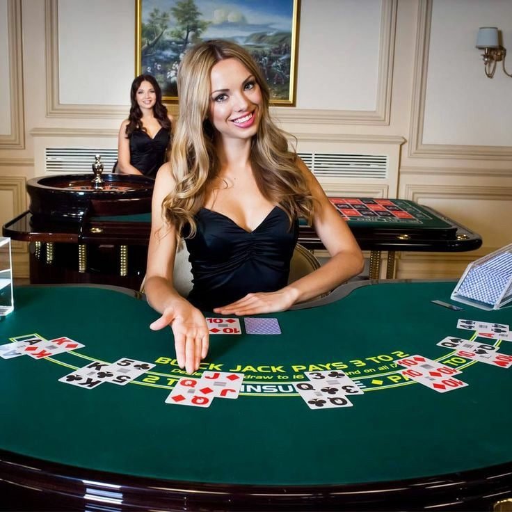 https678 platform deposit section တွင် MMK ငွေပမာဏ ရိုက်ထည့်ပြီး Wave Money ငွေသွင်းနေသောမြင်ကွင်း